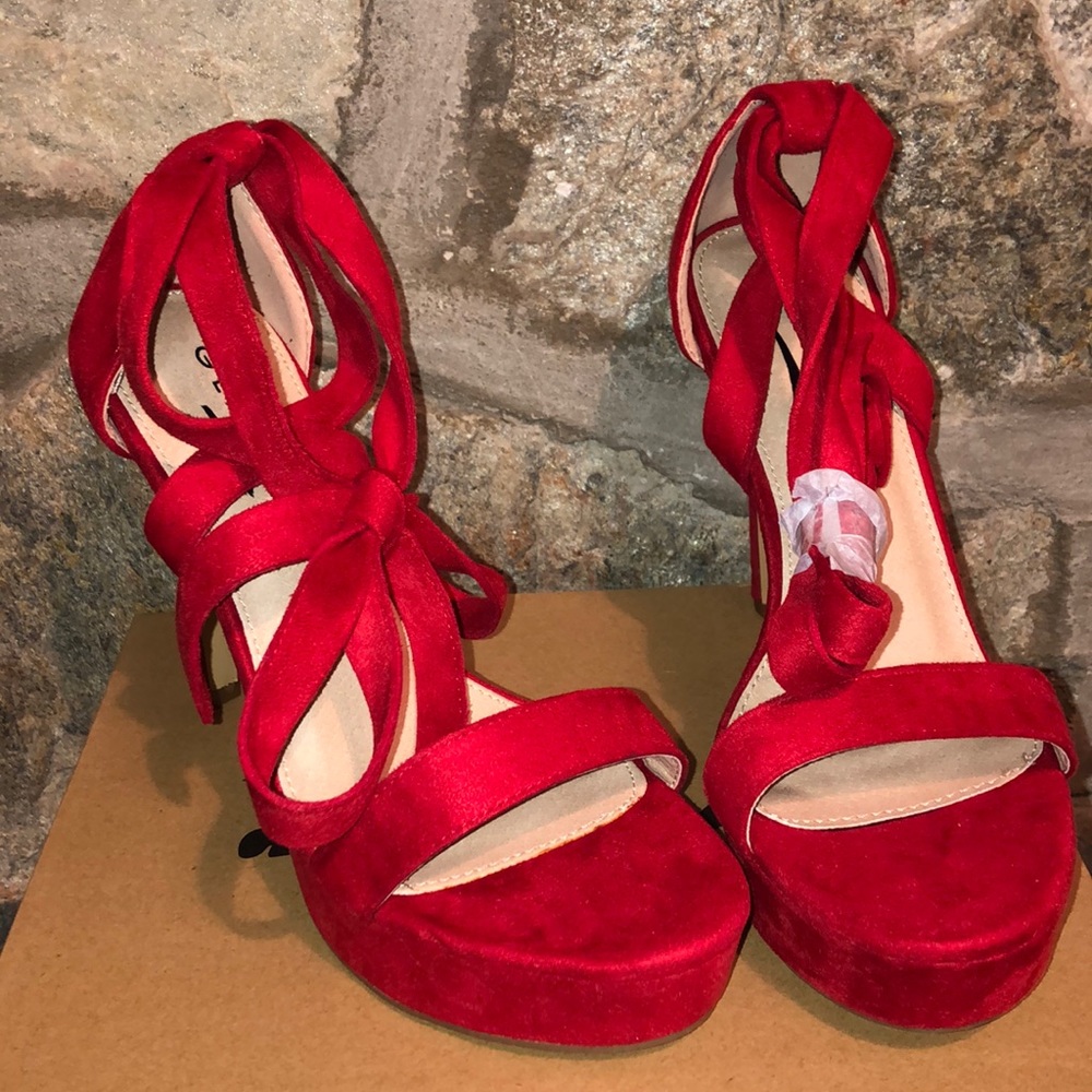 Sexy ❤️DAY Glaze Suede BRAND NEW Heels
